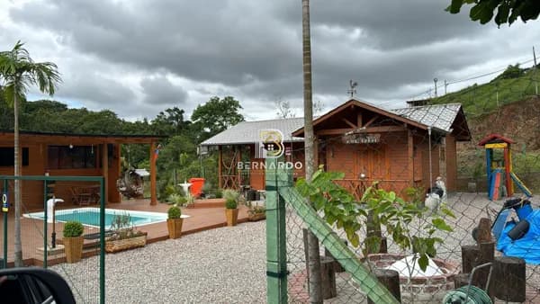 Fazenda/Sítios/Chácaras em Palhoça - São Sebastião