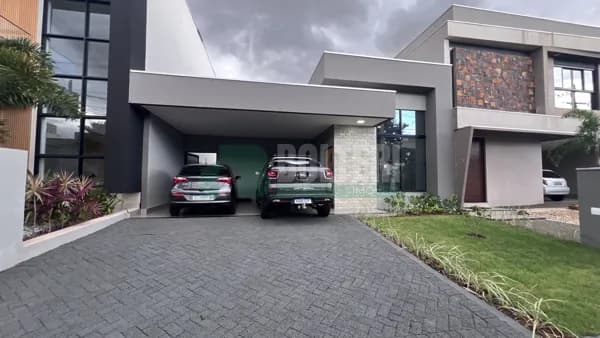 Casa à venda em Ibiporã - Condomínio Bella Vitta com piscina