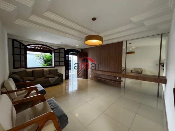 Casa à venda no bairro Serrano em Belo Horizonte/MG