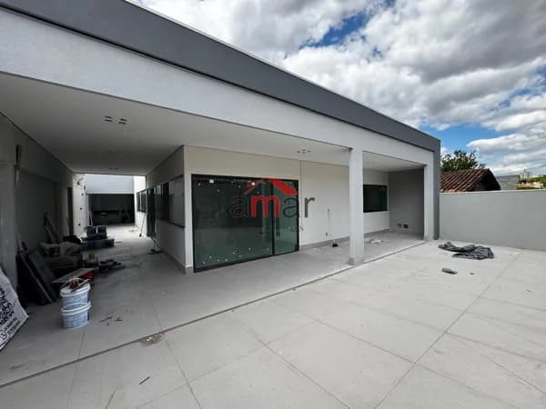 Casa à venda no bairro Conjunto Celso Machado em Belo Horizonte/MG