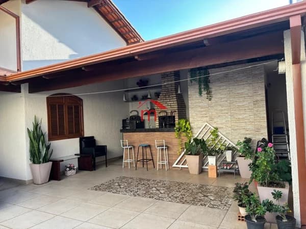 Casa à venda no bairro Alípio de Melo em Belo Horizonte/MG