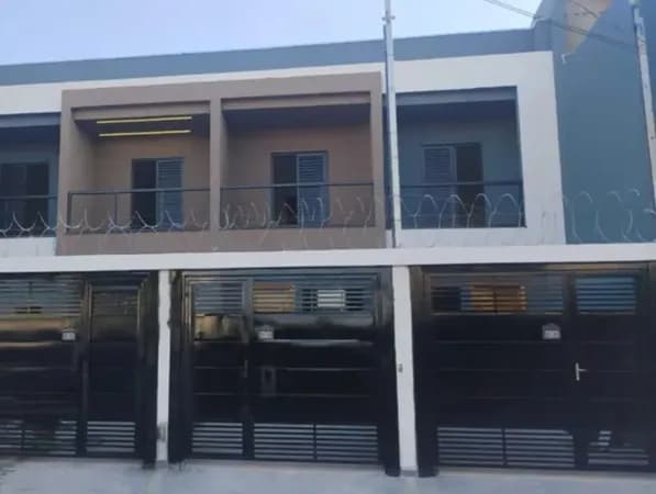 Casa Sobrado em Vila Nhocune, São Paulo/SP