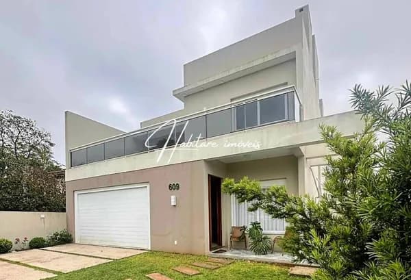 🏡 O Seu Novo Capítulo de Vida Começa Aqui! Sobrado Exclusivo na Cidade Alta, Alegrete!