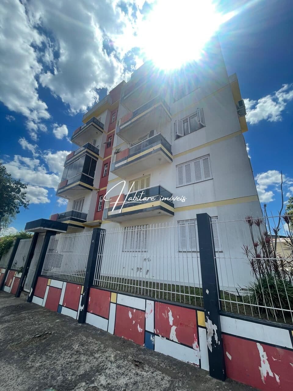 Aconchegante Apartamento Térreo com Conceito Aberto em Bairro Tranquilo!