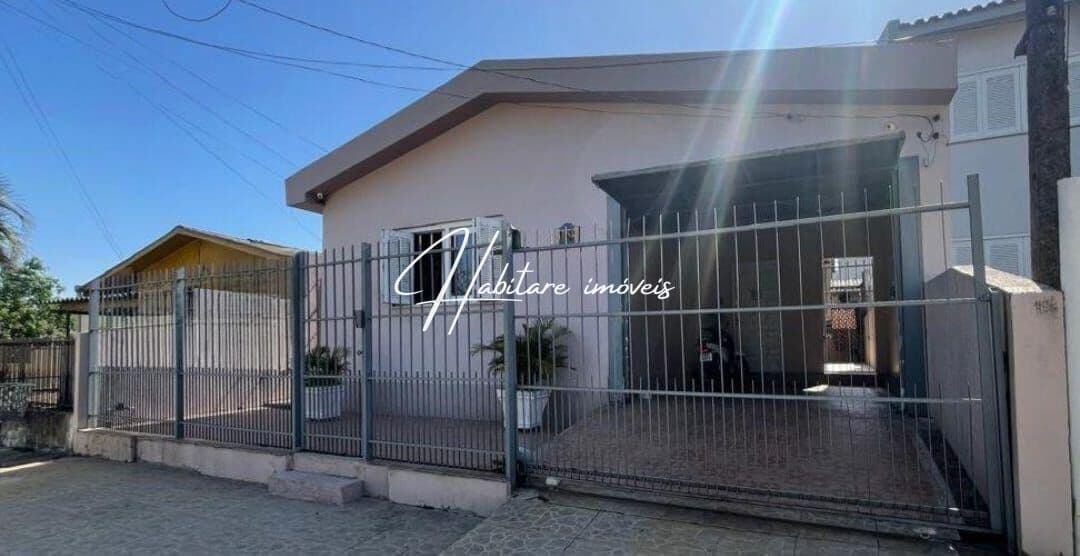 🏡 Seu Refúgio de Tranquilidade e Lazer no Bairro Atlântida!