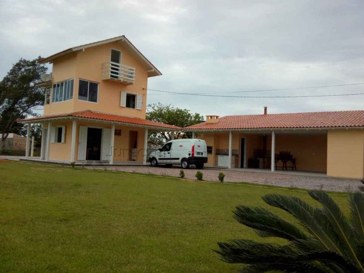 Casa Padrão para Venda em Garopaba do Sul Jaguaruna-SC