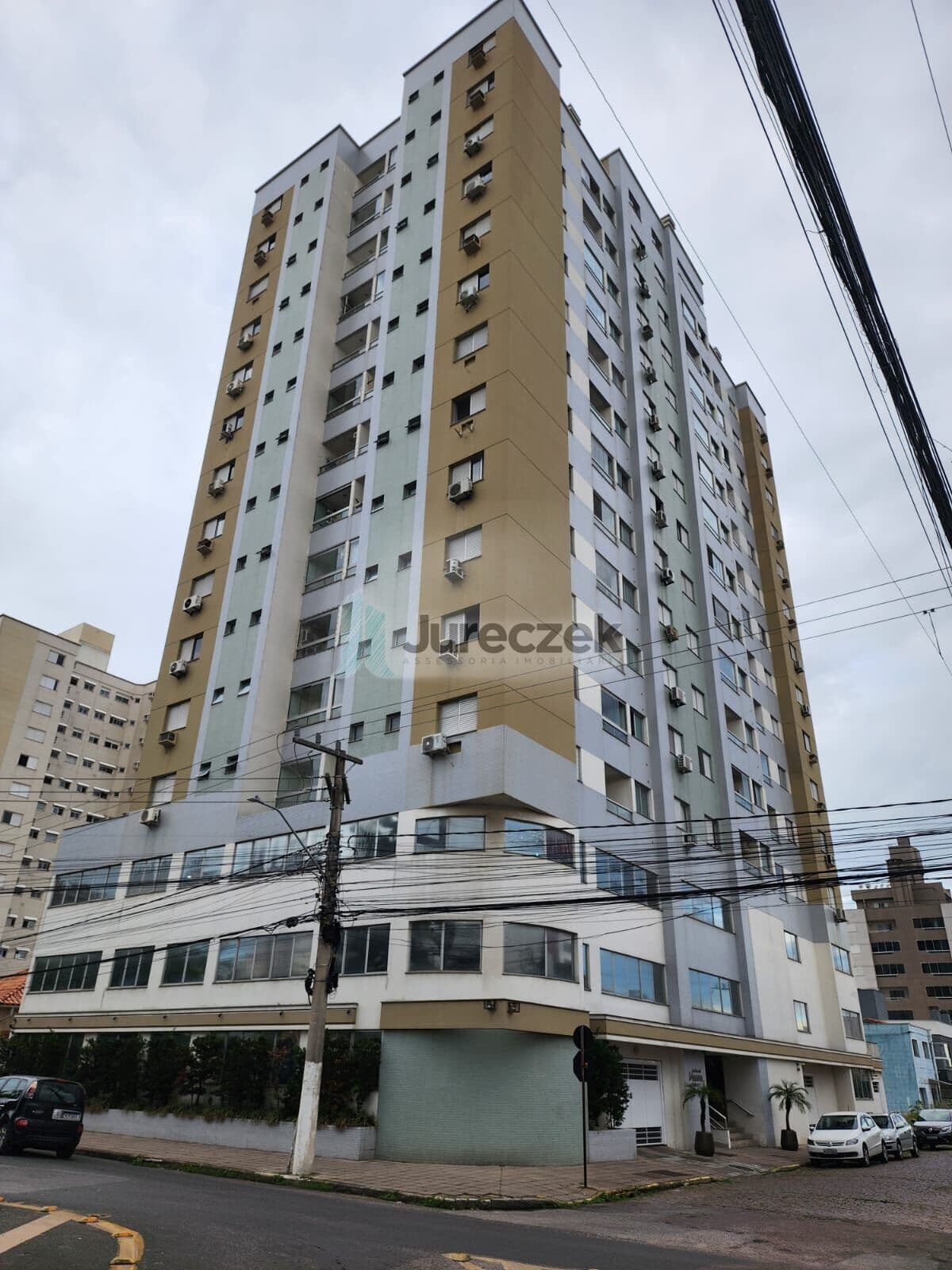 Apartamento com 3 dormitorios no Centro de tubarao