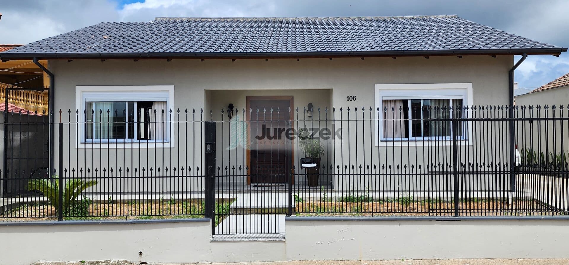 Casa de 3 dormitórios com mais de 140m² e terreno de 428m²- com 5 anos de garantia da obra