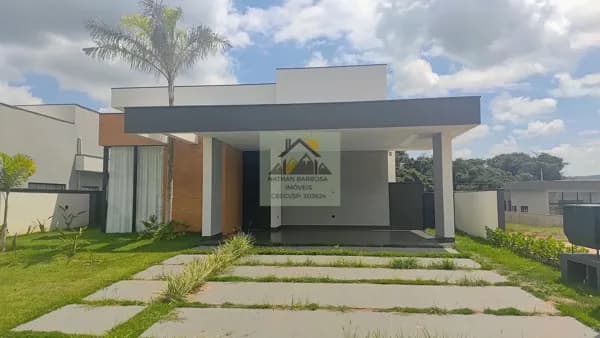 Casa de Alto Padrão à Venda no Ninho Verde 2 – Conforto, Sofisticação e Acabamento Impecável