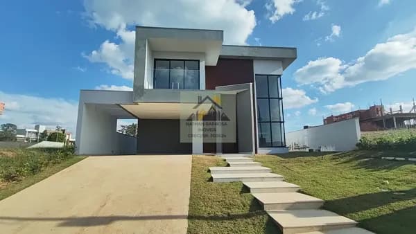 Residência de Alto Padrão à Venda – Ninho Verde II