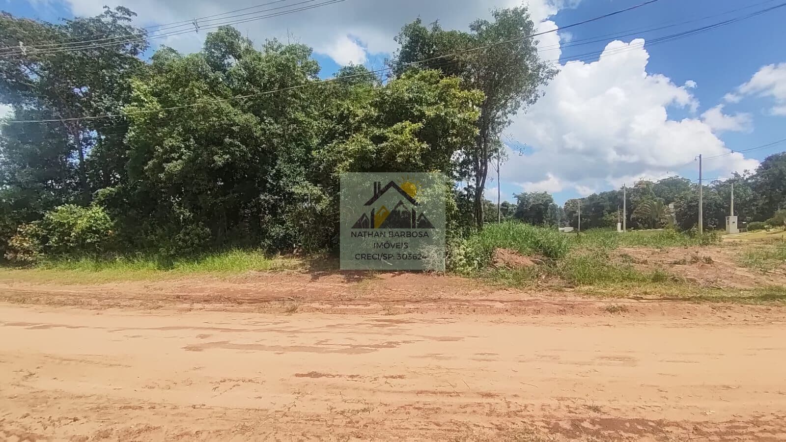 Terreno à venda no Ninho Verde 2 – 400m² com vegetação e excelente localização
