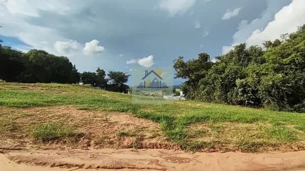 Terreno à Venda no Ninho Verde 2 – 420m² | Pronto para Construir | Próximo ao Lago