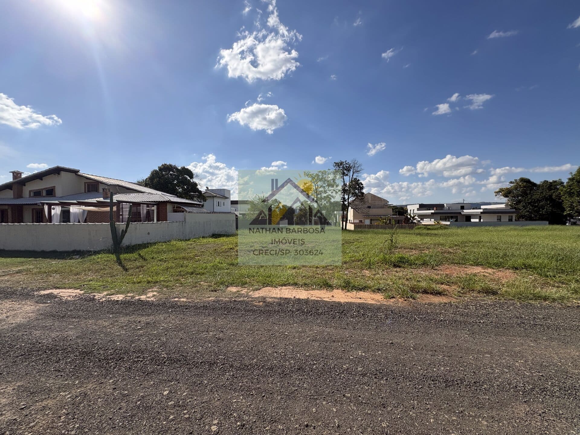 Terreno 450m² no Ninho Verde 2 perto do Centro e Clube Sabiás