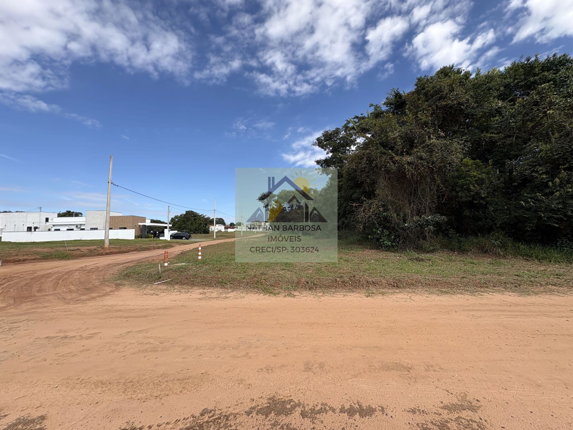 Terreno de Plano com 432 m² no Ninho Verde II Eco Residence – Próximo ao Centro Comercial