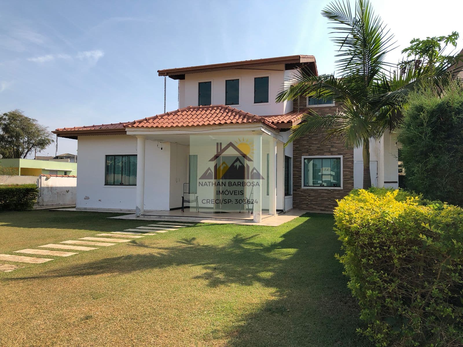 Casa à Venda no Ninho Verde II – 5 Dormitórios e 248m² de Área Construída!