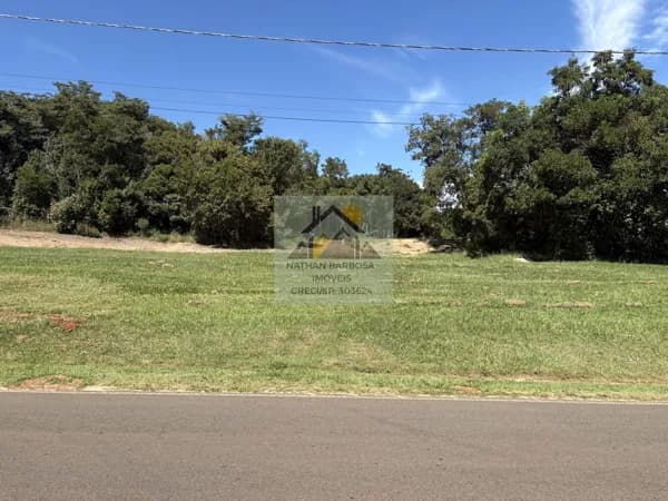 Terreno à Venda no Ninho Verde 2 | 420m² | Frente para Área Verde | Excelente Oportunidade