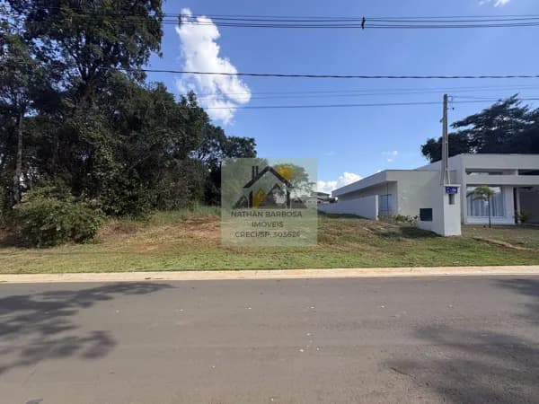Terreno à venda no Ninho Verde II – Qualidade de vida e excelente oportunidade de investimento