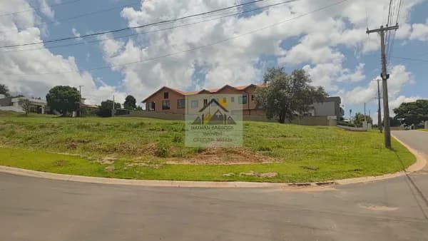 Terreno à Venda no Ninho Verde II | 972m² | Esquina | Duplo Lote
