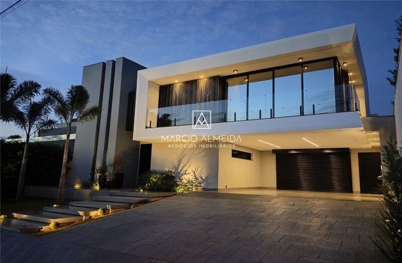 Casa Alto Padrão - Residencial Treviso