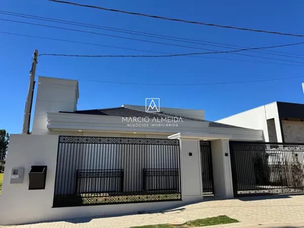 Casa com Piscina