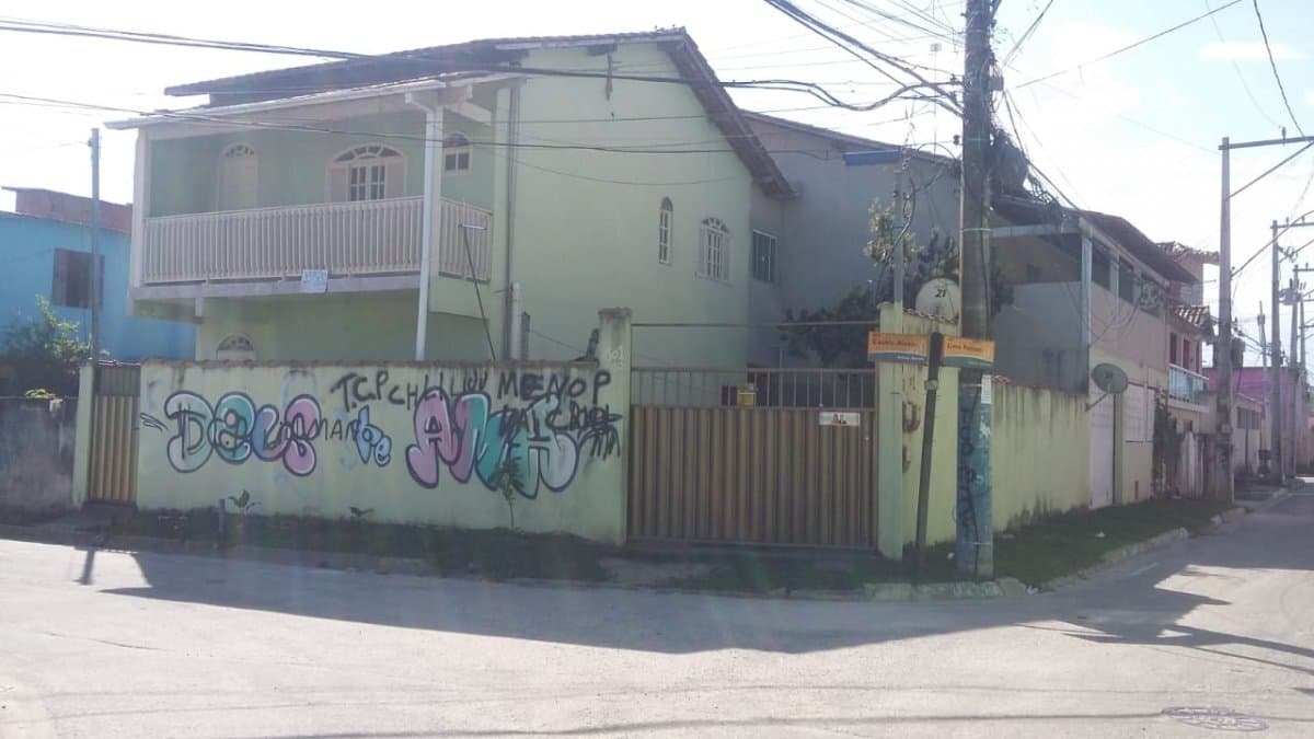 Casa Padrão para Venda em Nova Cidade Rio das Ostras-RJ