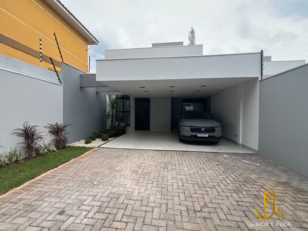 Casa Térrea em Vila Morangueira, Maringá/PR
