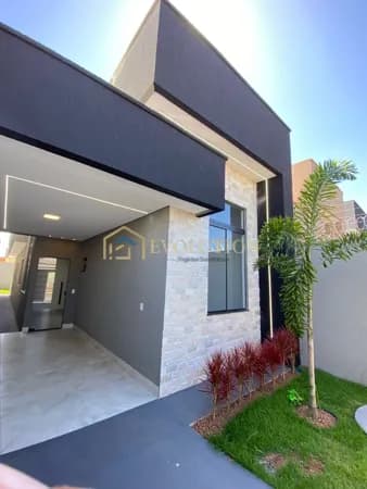 Casa 3 Quartos sendo 1 Suíte