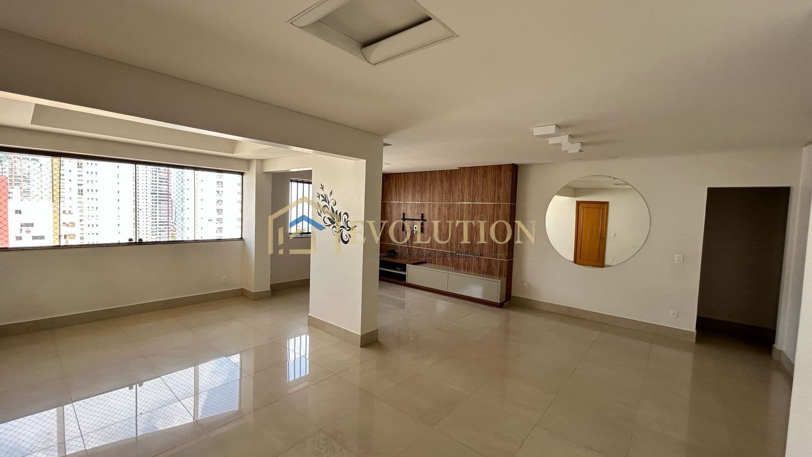 Apartamento T38 Bueno, 134m² 3 Suítes