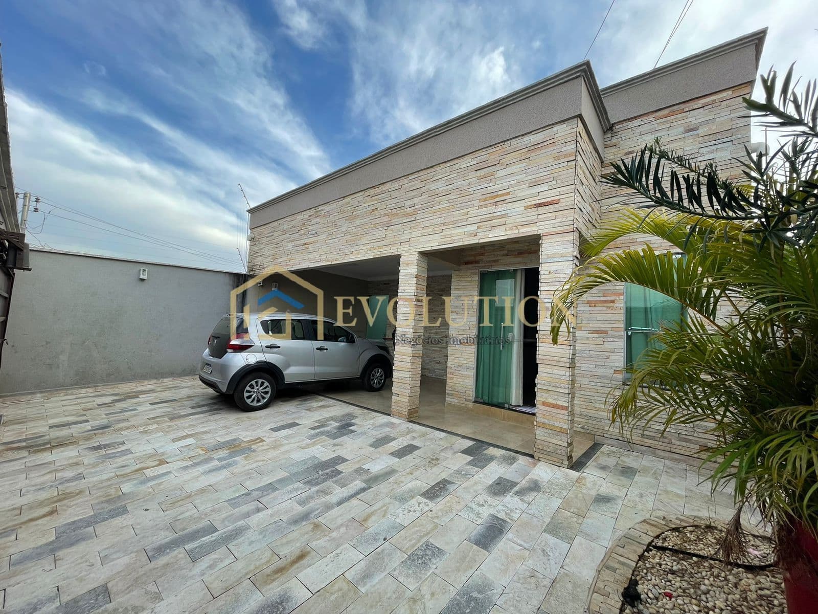 Casa em Goiânia - Residencial Santa Fé I