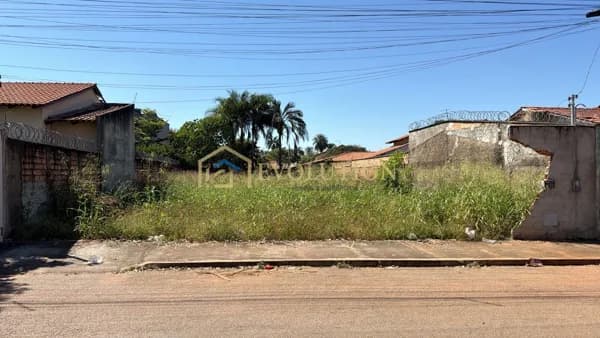 Lote a venda, 525m², Próximo ao Shopping Aparecida