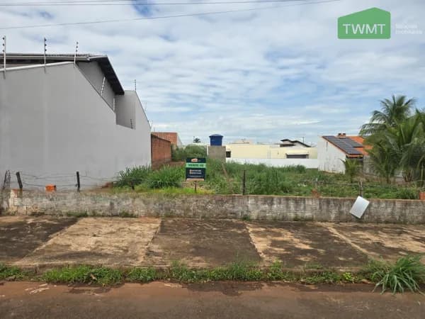 Terreno no Jardim Itália