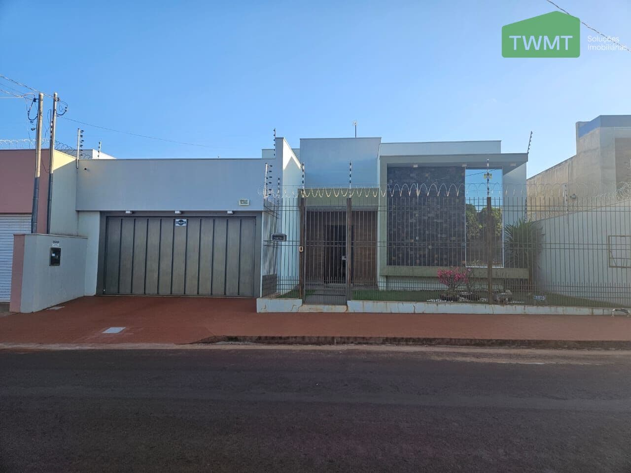 Casa Jardim Floriza - Porteira fechada