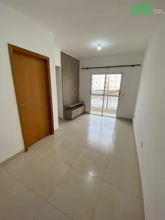 Apartamento no Condomínio Zurique