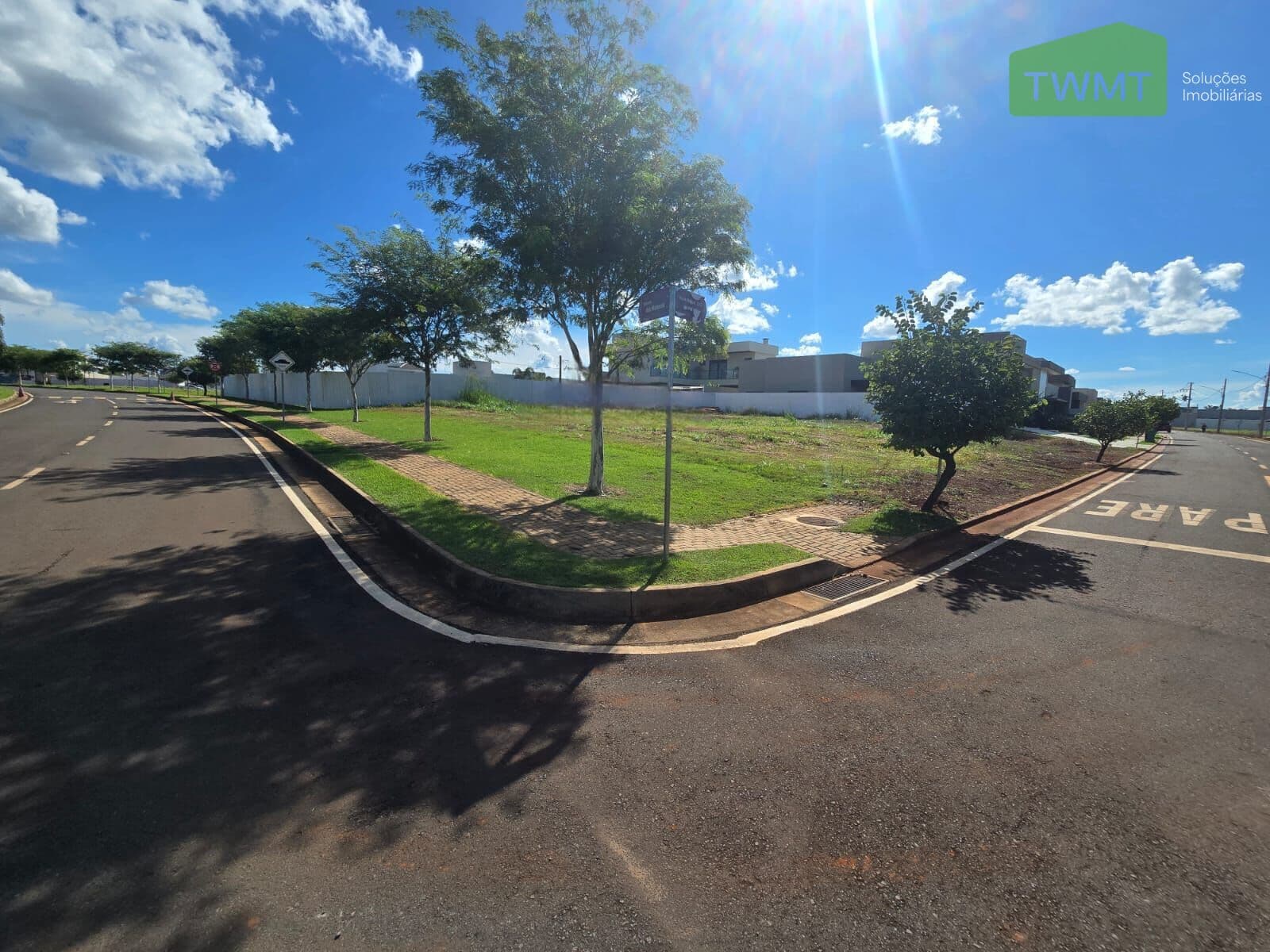 Lote/Terreno em Tangará da Serra - Condomínio Manacá