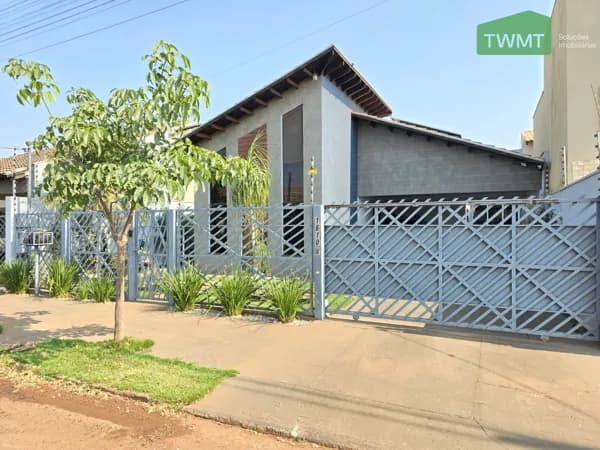 Casa com espaço amplo e bem distribuido