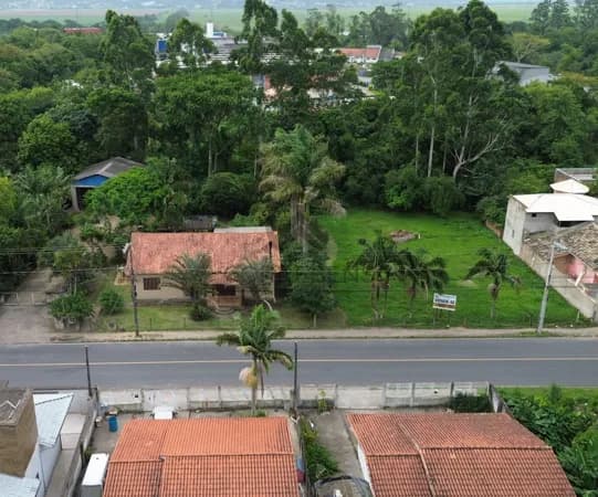 Lote/Terreno em Tubarão - Revoredo