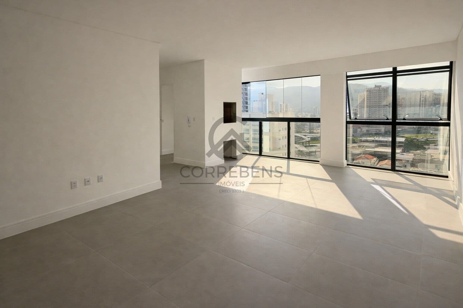 Apartamento em Itapema - Meia Praia