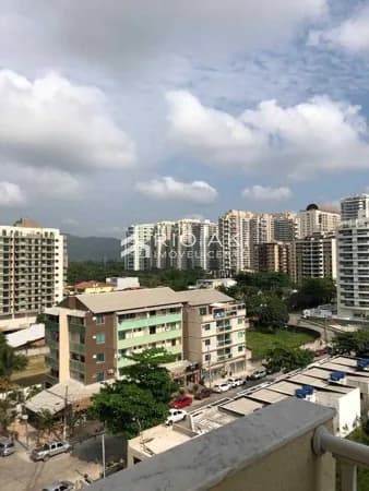 Apartamento à Venda com Varanda e Suíte | 52m² | 1 Vaga | Rua Clementina de Jesus,