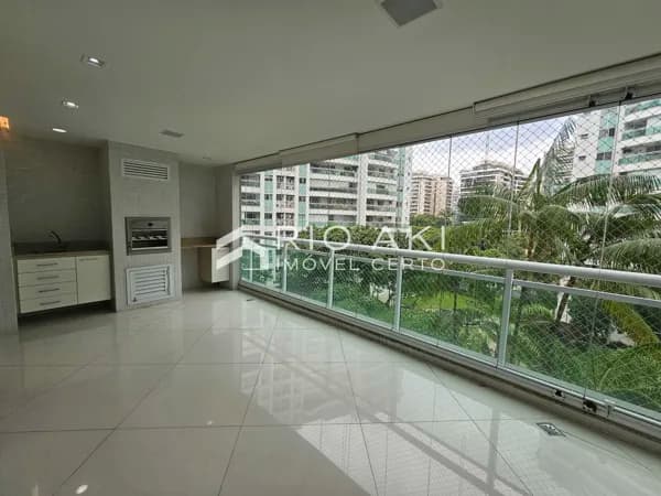 Apartamento de 4 Suítes no Saint Martin Península | 161m² | Varanda Gourmet | 3 Vagas | Reformado