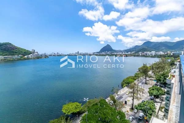 Cobertura Duplex 567m² na Lagoa – Vista 360º para o Cristo e Lagoa Rodrigo de Freitas