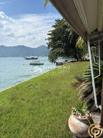 Paraíso particular com 42 mil m² e 130 metros de frente para o mar, águas cristalinas e uma vista deslumbrante. na Ilha da Gipóia – Angra dos Reis