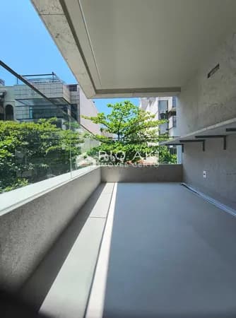 Apartamento Alto Padrão, Studio-Suíte com VAGA, andar alto e vista frontal, ideal para aluguel temporada short-stay