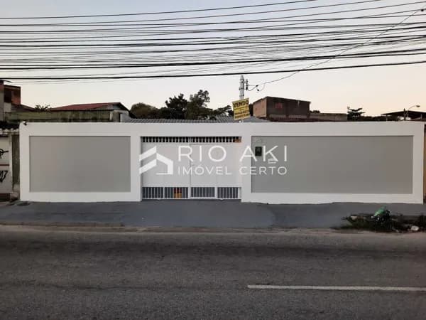 Casa a venda. Excelente Oportunidade em Campo Grande com localização privilegiada na Estrada do Campinho