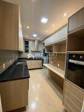 Apartamento Reformado Alto Padrão, 141m², 3 quartos (2 suítes),1 Vaga em Copa.