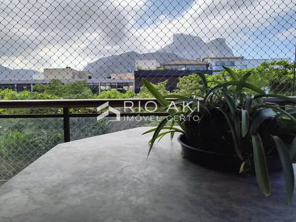 Cobertura Linear 181m² no Jardim Oceânico – Vista Pedra da Gávea e 2 Vagas