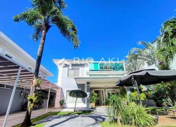 Casa de Alto Padrão – 4 suítes – Sustentável – Condomínio Del Lago Barra da Tijuca