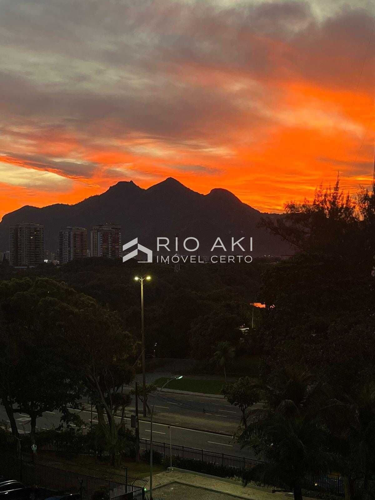 Apartamento à venda – Alfa Barra | 2 Quartos + Dependência | Vista Pedra da Gávea e Lagoa