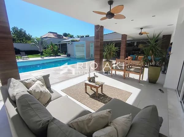 Casa Luxuosa, ALUGO e VENDO, Pedra de Itaúna, 1000m², 6 suítes, SPA, Piscina, 8 vagas.