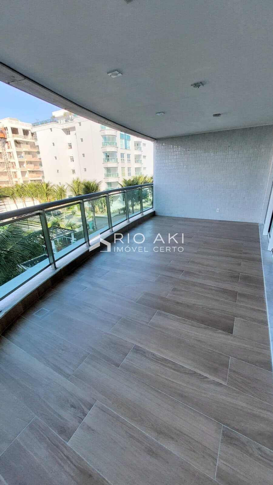 Apartamento 288m² – 4 suítes – 3 vagas – Alto luxo – Mônaco - Barra da Tijuca