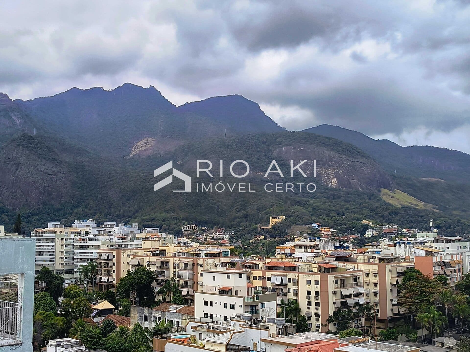 Cobertura Dúplex com Piscina e 3 Vagas – 265m² – Rua Tirol, Freguesia (Jacarepaguá)